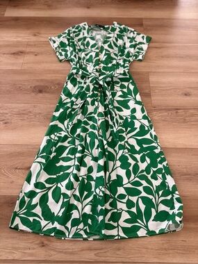 NEW ZARA WOMENS BELTED PRINTED MIDI DRESS GREEN & WHITE LARGE (RESERVED)